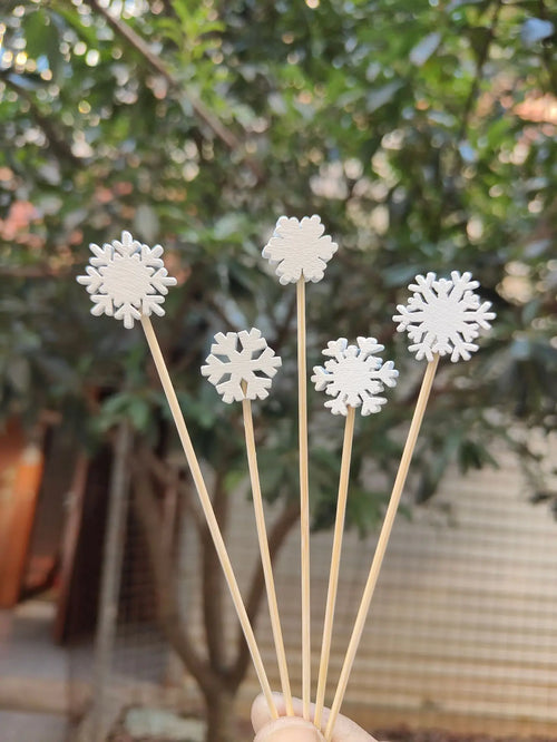 50Pcs/set Christmas Fruit Sticks Disposable Bamboo Sticks Snowflake